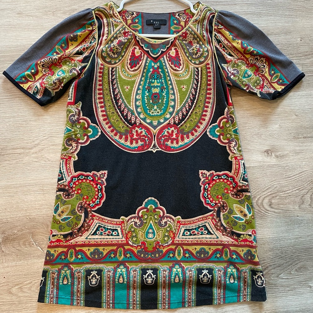 Hippie exotic F21 shift dress 60’s 70’s 90’s floral paisley graphic puff sleeve